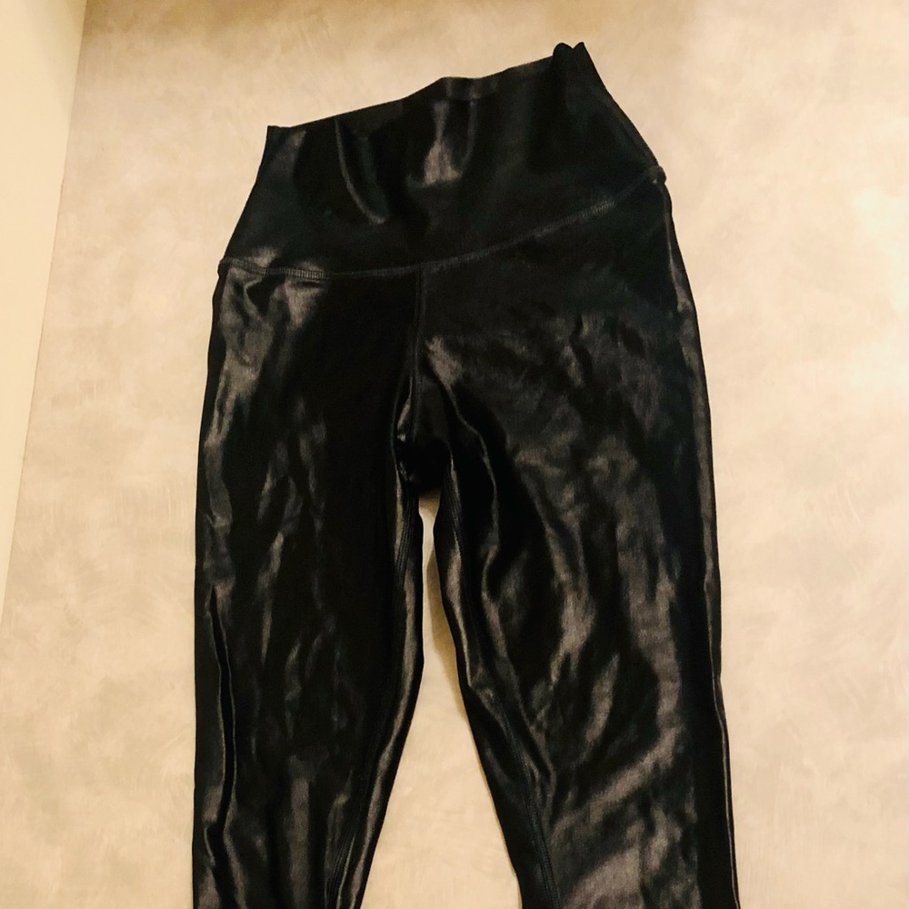 Alo yoga black patent leggings